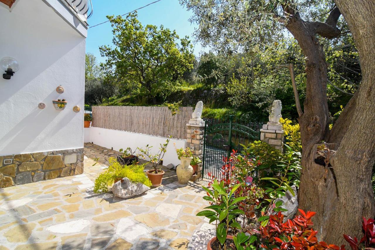 Villa Del Mare Termini 외부 사진